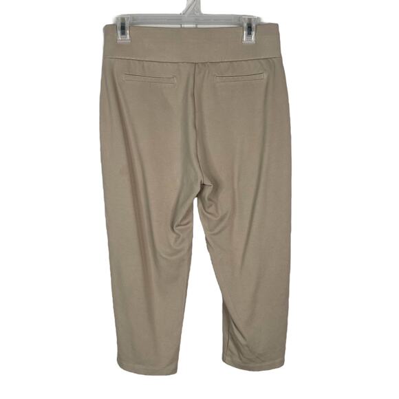 Tapata Beige Tan Neutral Pull On Stretch Knit 19 Inch Inseam Capri Pants SZ M - Picture 7 of 9